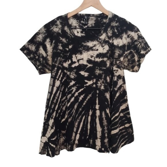 Sacred Threads 100% Cotton Black & Cream Tie-Dye Shirt One Size - Picture 1 of 5